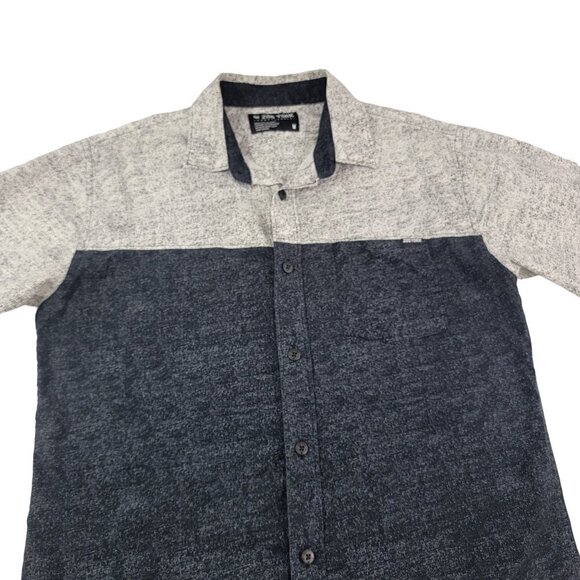 Zoo York Men’s Unbreakable Button Front Short Sleeve Shirt - Medium - Picture 5 of 14